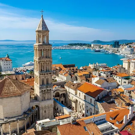 Bella Gente Luxury Center Split